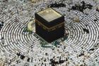 "I shall not leave Makkah until I go to the Sacred Mosque and proclaim the call of Truth in the midst of the Quraysh," vowed Abu Dharr